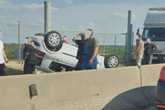 accident la baraj mihailesti pe sens spre bucuresti o masina a fost rasturnata pe carosabil 68308b6e3b7dc