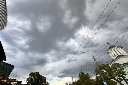alerta meteo cod galben de ploi descarcari electrice vijelii si vant puternic in municipiul bucuresti in aceasta seara ce alte zone din sudul tarii vor mai fi afectate 682a1390d5b82