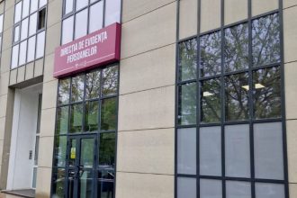 aproape 270 de cetateni din sectorul 3 au carte electronica de identitate 6834832e9033b