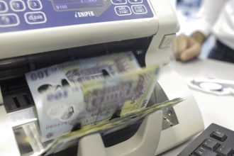 bolos spune ca propunerile lui nicusor dan de reducere a cheltuielilor si mentinerea tva la nivelul actual sunt obiective realiste 682f2db1197ef