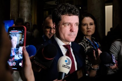 care este prima tara pe care nicusor dan ar dori sa o viziteze in calitate de presedinte mi as dori foarte mult 682ee75fcd59c