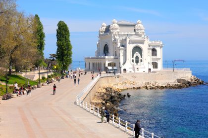 cat costa sa vizitezi cazinoul din constanta luni si marti cazinoul va fi inchis 68382f3deb8bd