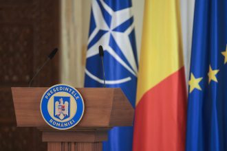 ce atributii are presedintele romaniei si in ce conditii ar putea fi suspendat din functie ce inseamna dizolvarea parlamentului 6826e6ee8b3b0