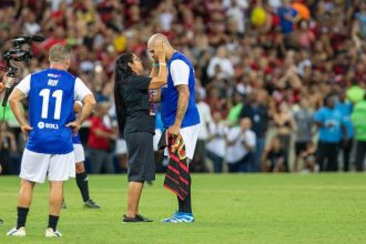 celebrul adriano va juca in meciul demonstrativ ronaldinho friends de la cluj napoca 6825c2333310f