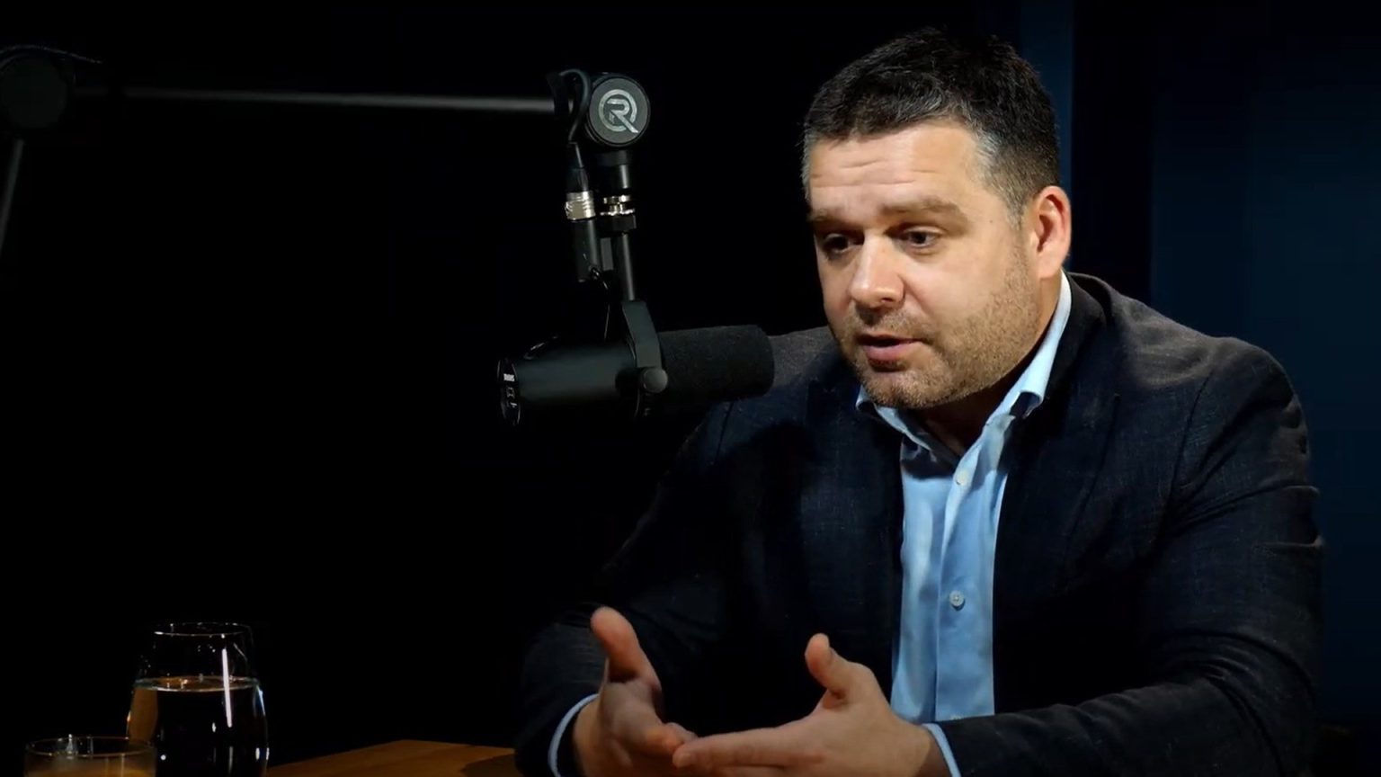 ciprian ciucu stie ca e cel mai bine profilat din pnl pentru a candida la pmb vrea sau nu sa fie primar general deocamdata ramane rezervat 68383b0022b18