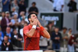 djokovic calificare lejera in turul 2 la roland garros 6836bdd9dfeb4