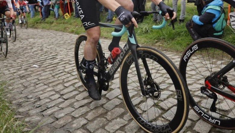 doi ciclisti au murit dupa ce li s a facut rau in timp ce participau la turul flandrei pentru amatori 6825d87ef11d5