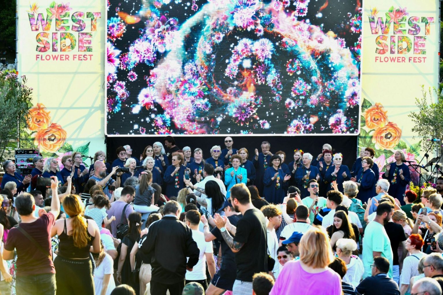 foto f09f8cb8 west side flower fest festivalul florilor din parcul drumul taberei incepe pe 30 mai concerte teatru circ parade flashmob uri pe lista de activitati program 682dc2e6eec1e