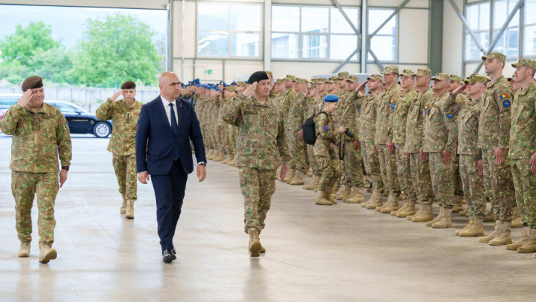 foto ilie bolojan in vizita la misiunea ue in bosnia si hertegovina el a vorbit despre rolul militarilor romani in sprijinirea securitatii 68287a0f88571