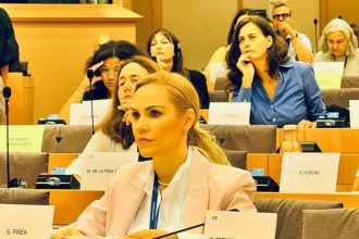 gabriela firea mesaj pentru femeile ce devin victime ale violentei domestice si agresiunilor doamnelor cereti ajutor nu rabdati in tacere 6836ecd0e19c9