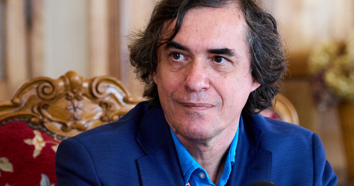 mircea cartarescu este primul autor roman aflat pe lista lunga pentru international booker 683811c2d6d83