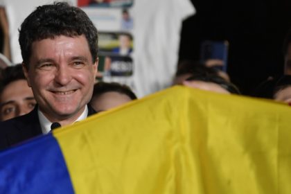 nicusor dan la cnn despre ascensiunea partidelor extremiste in romania e mai mult o problema sociala decat ideologica 682d65d13767e