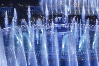 prima simfonie a apei de la fantanile din piata unirii e diseara care e programul pentru editia de spectacole din acest an dedicata cinematografiei 683060075e7de