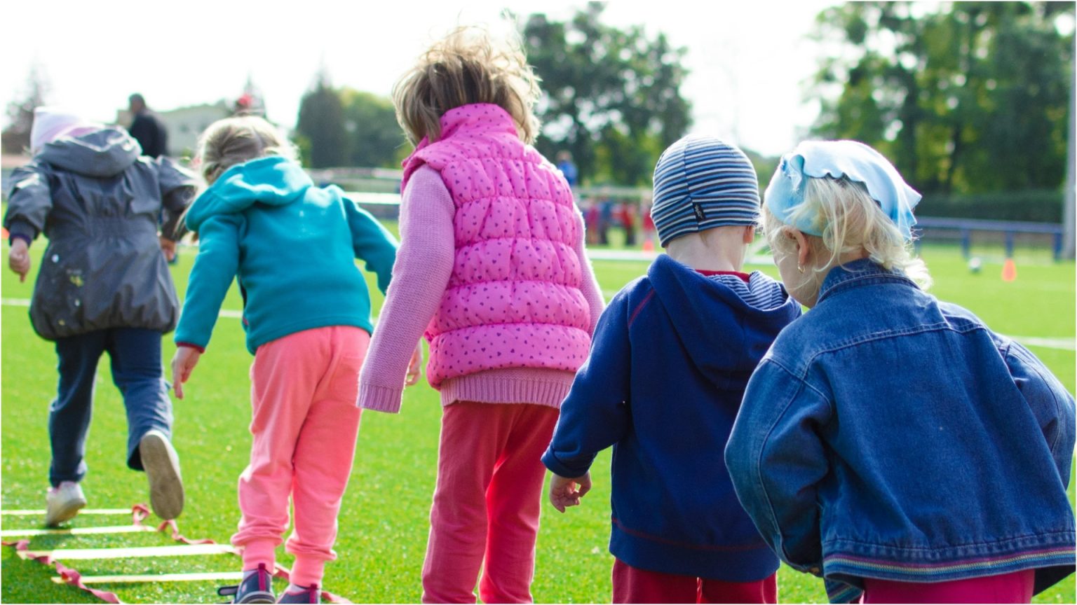 proiect grozav pentru copii in dificultate maratonul educatiei alternative in bucuresti intrarea se plateste cu o carte sau un plus pentru fetite si baieti defavorizati 6829a8e57a6b2