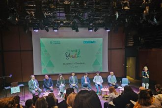 raport ingrijorator despre tinerii din bucuresti 68 din elevi au consumat alcool de a lungul vietii 37 s au imbatat cel putin o data 39 dintre respondenti au fumat 68393491c3cab