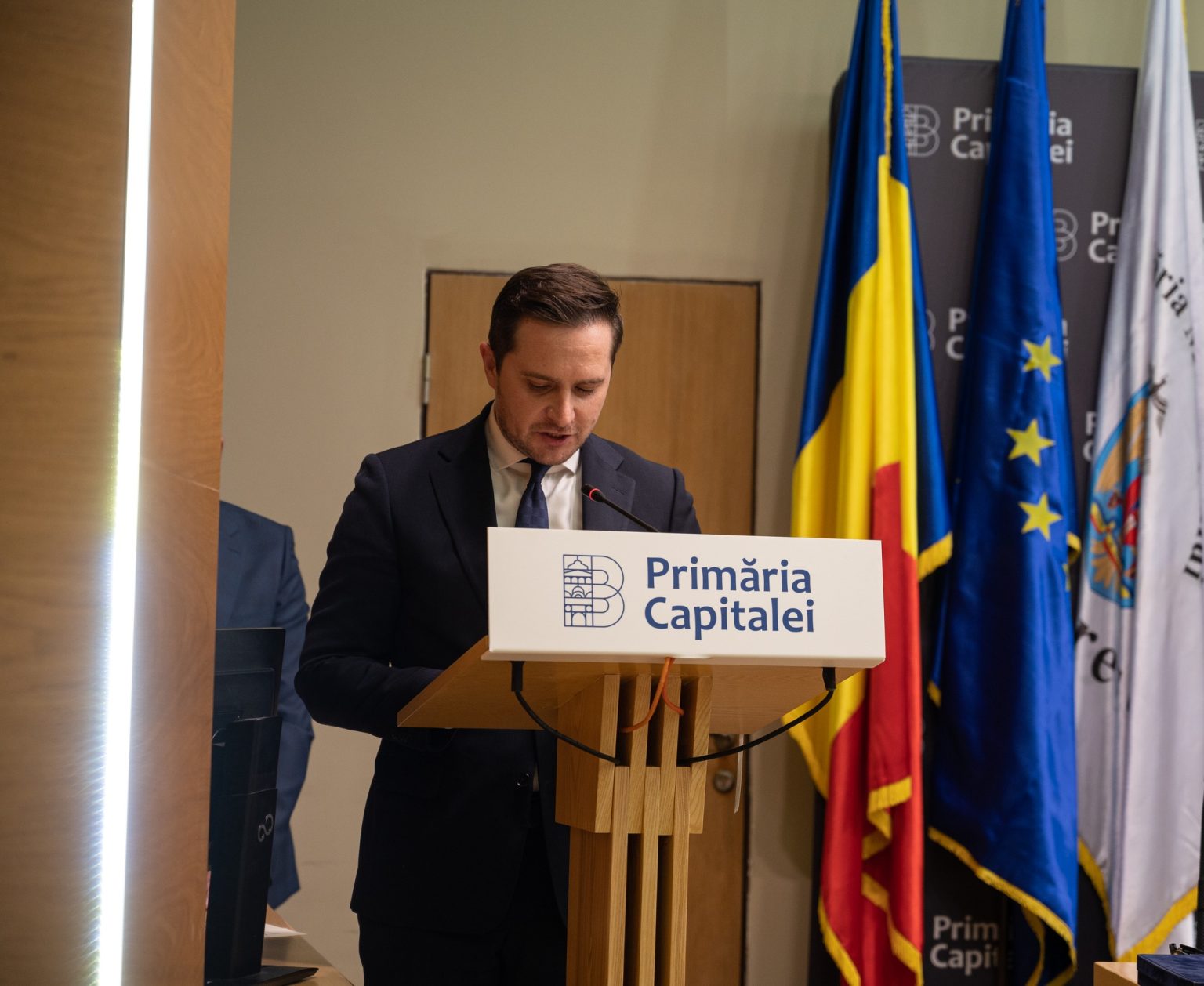 reper sprijina desemnarea lui stelian bujduveanu ca primar interimar al capitalei 682efa9dce932