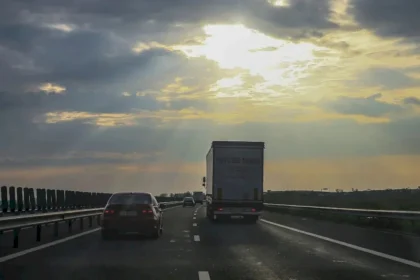 se amana studiul de fezabilitate pentru drumul de mare viteza bucuresti giurgiu a fost depusa o contestatie la contractul atribuit prin licitatie anunta cnir 682c5422161de