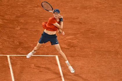 sinner victorios in primul tur la roland garros wawrinka spune adio 68357811c26f4