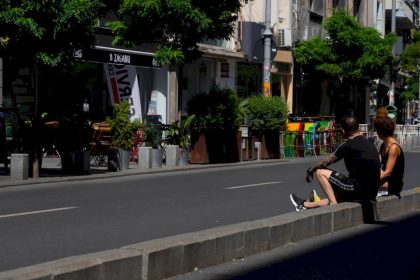 strazi deschise inchise in weekendul cu turul 2 de alegeri prezidentiale 2025 68273f54b8389