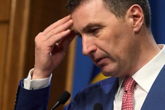 tanczos barna avertizeaza ca plata salariilor si pensiilor pune o presiune majora pe buget ce arata cifrele pe primele 4 luni 68360b7f86a63