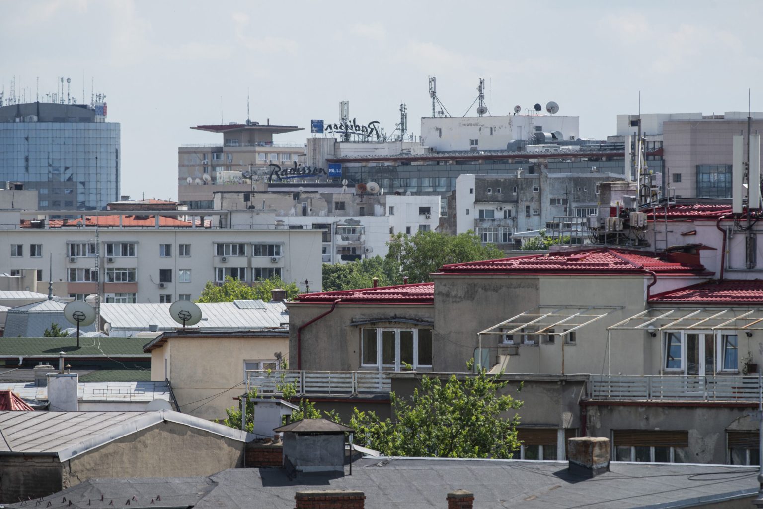 termo alert sute de mii de bucuresteni fac si astazi dusuri reci anunta cmteb sunt probleme cu apa calda in toate cele 6 sectoare 68384a395f1b0