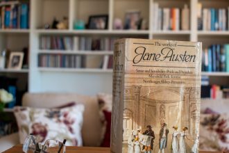 tinerii redescopera cititul cu ajutorul romanelor lui jane austin mandrie si prejudecata printre favoritele generatiei z 6833734b0bba8