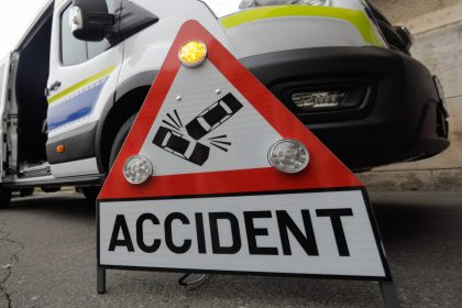 trafic alert accident intre o masina si un autocamion pe centura capitalei in zona orasului otopeni o persoana a fost ranita usor 682d733e48b2f