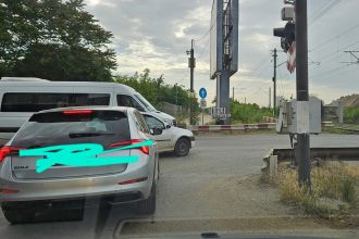 trafic alert bariera defecta la petricani pe sensul dinspre pipera spre fabrica de glucoza astept de o ora si inca nu s a rezolvat 682edb09bf078