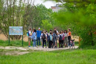 tur ghidat gratuit in delta vacaresti pe 24 mai administratia parcului invita bucurestenii sa observe speciile de pasari protejate care zboara deasupra bucurestiului 682516829561f