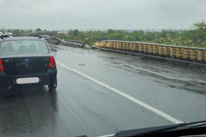 un camion a derapat si a cazut in gol de pe podul de la sabareni pe sensul spre chitila pe acel tronson din dn7 banda 1 e plina de gropi atentie bucati de camion pe carosabil 6834662298b15