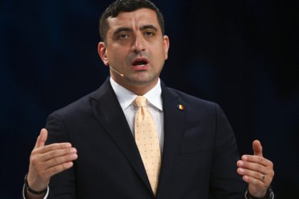 video george simion prezinta scuze pentru ca l a facut autist pe nicusor dan am vrut sa spun ca e securist nazist marxist 68261c325792e