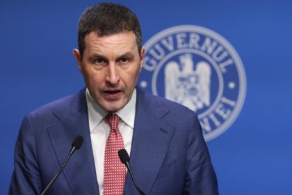 video ministrul finantelor neaga afirmatia lui simion privind suspendarea banilor europeni romania nu are nevoie de un presedinte mincinos 6825fc8ee09d6