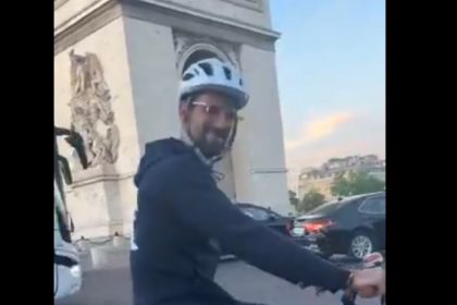 video novak djokovici plimbare cu bicicleta prin paris in plin turneu te iubesc si eu te iubesc 6838c2aa8917c