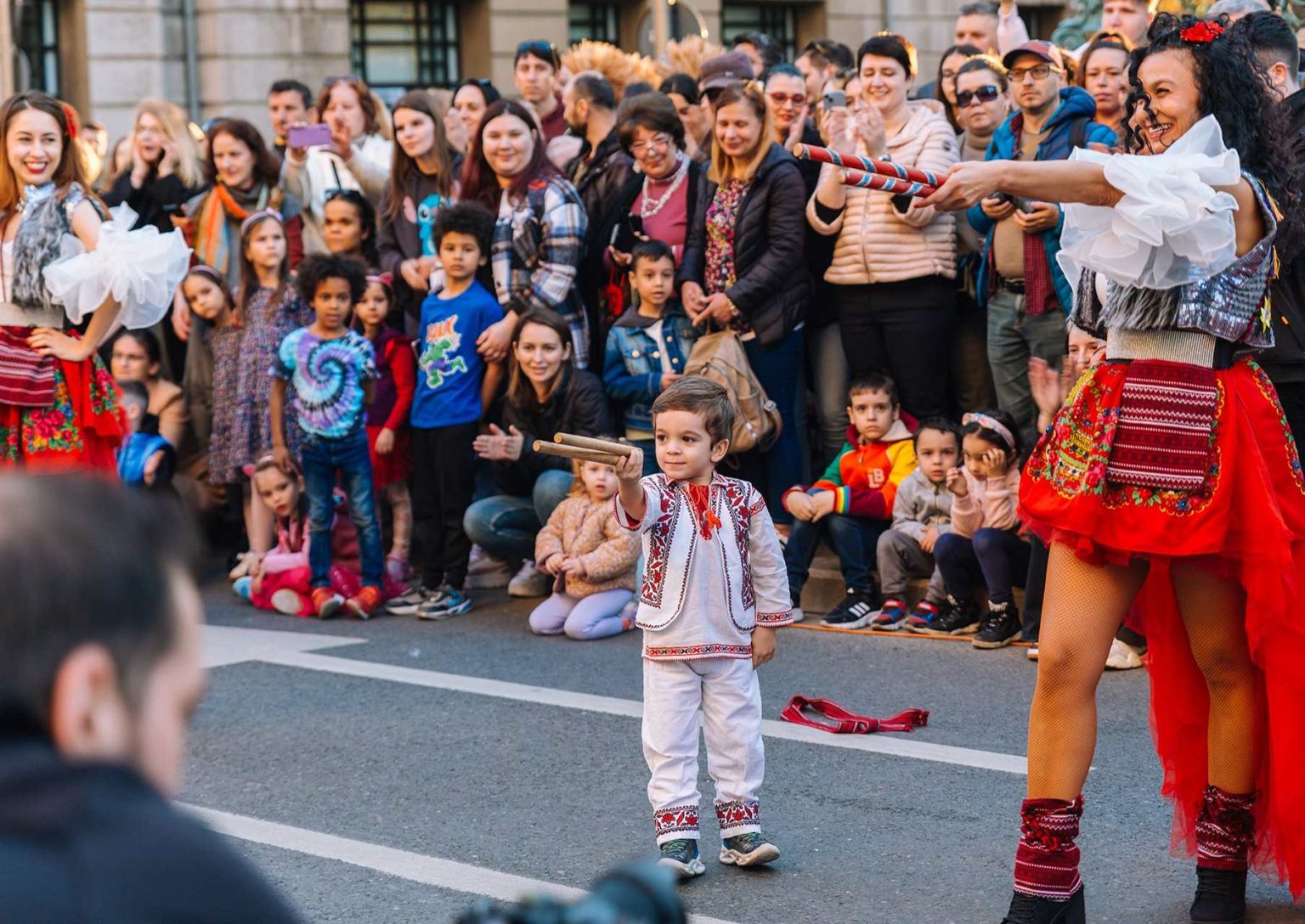 weekend cu strazi deschise pe calea victoriei programul artistic si restrictiile de circulatie 682513aab51a8