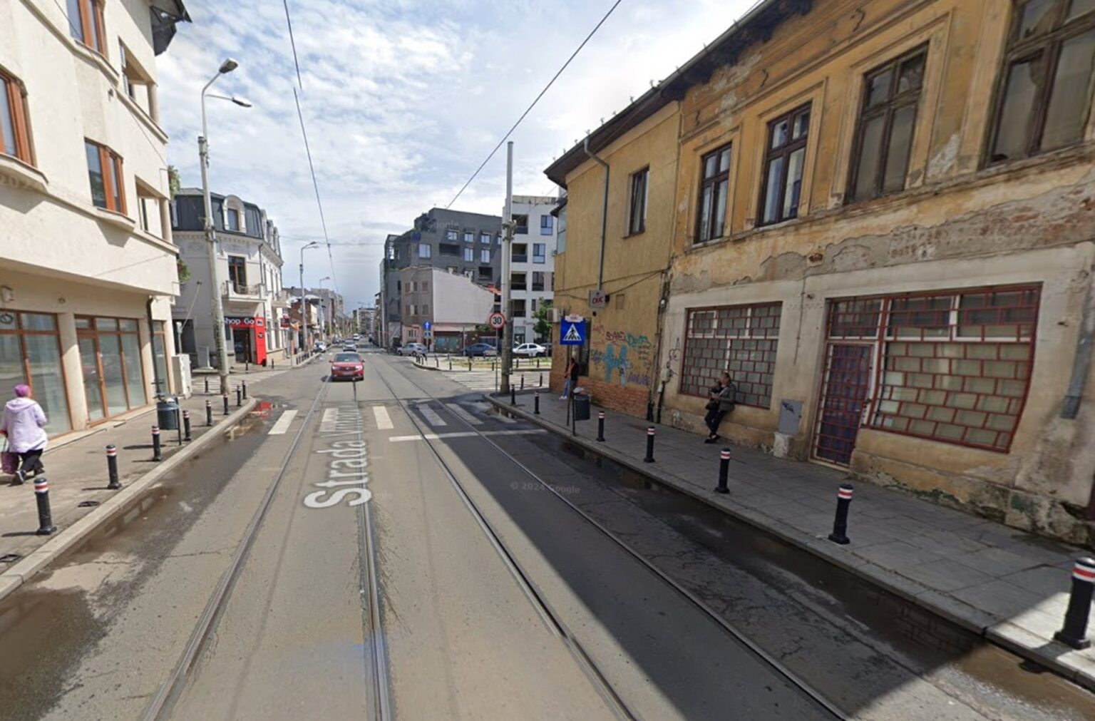 accident pe strada viitorului tramvaiele 17 sunt blocate in statia toamnei stb au fost aplicate masuri de deviere 683dd31168774