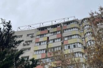 bucurestenii evacuati din blocurile cu risc seismic care urmeaza sa fie consolidate vor primi bani de chirie de la primarie 684118e9cb052