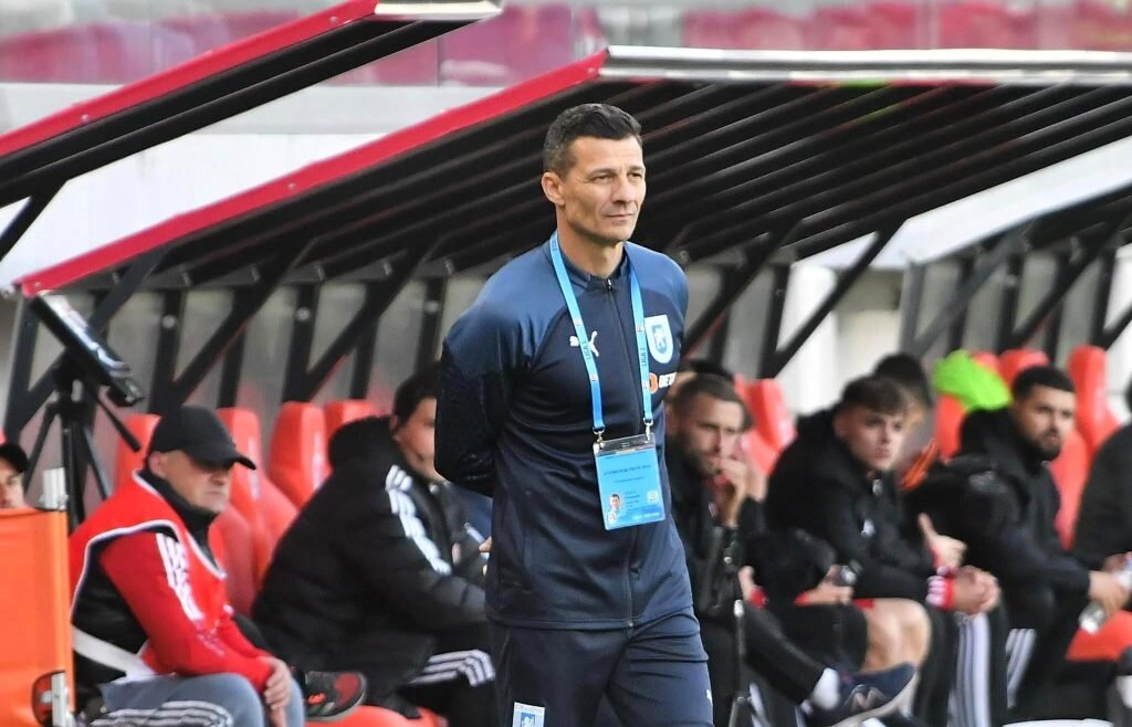 galca dupa instalarea la rapid plec la drum cu obiectivul de a termina sezonul pe un loc de cupe europene 683ffd1dea8ed