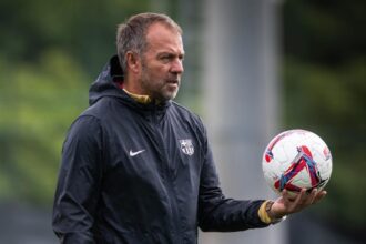 hansi flick fc barcelona cel mai bun antrenor al sezonului in la liga 683ebbf72566d