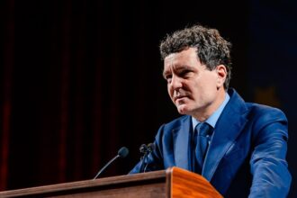 intrevedere nicusor dan volodimir zelenski la vilnius liderul de la kiev l a invitat pe presedinte in ucraina 683d86a0c8802