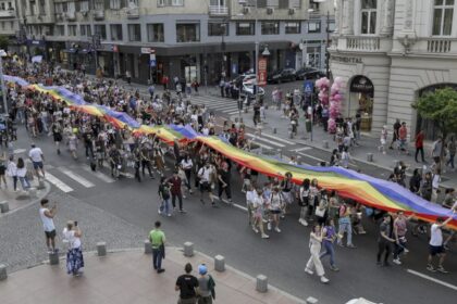 marsul bucharest pride 2025 atacat de patriarhia romana un act provocator si total nepotrivit inainte de rusalii spune institutia 6841964e74171