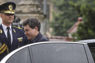 nicusor dan confima vizita regelui spaniei in romania presedintele a anuntat si unde va merge in vizitele sale externe 683ffcd172d47