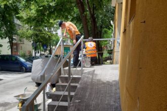 rampe noi pentru pubele pe strada vicina un pas spre un oras mai curat 683d5d2116d18