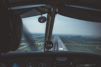 scandal la bordul avionului bucuresti oslo noua persoane au fost debarcate 683be579a95e0