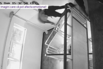 video scene socante in scara unui bloc din bucuresti momentul in care un barbat este aruncat pe scari si tarat 2 etaje 683f617bac8e4