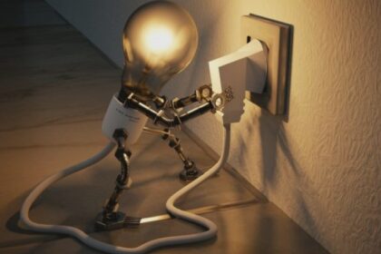 au inceput sa vina facturile la electricitate pe luna iulie in multe cazuri soldurile s au dublat 68a9786fbfc69