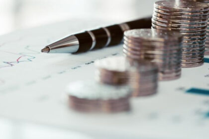 bolojan masurile luate pentru reducerea deficitului sunt generatoare de incetinire economica 689ce8ce00f70