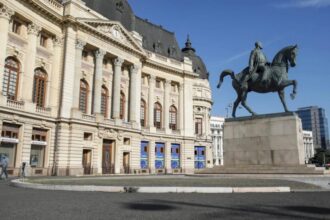 bujduveanu ii invita pe bucuresteni diseara la discutii despre piata revolutiei si viitorul ei chiar la locul faptei si asta dupa marele scandal cu parcarea mai 689dbe8674a90