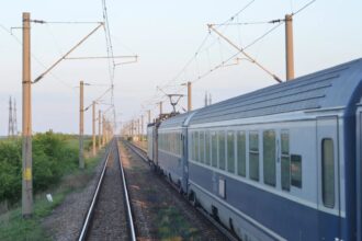 calea ferata bucuresti giurgiu va fi modernizata contractul de 21 miliarde de lei a fost semnat oficial lucrarile vor dura doi ani si jumatate 689dbe80de274