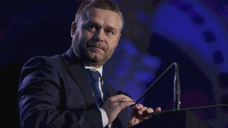 dl ciucu vrea si el sa fie candidatul comun pnl usr la alegerile la pmb el crede ca ar castiga detasat l as bate in bucuresti si pe calin georgescu 68af389078a39