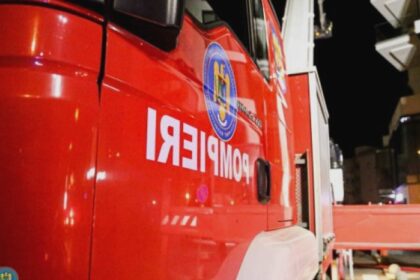 doua femei ranite dupa ce un copac a cazut peste ele in sectorul 2 al capitalei 68a3411496451